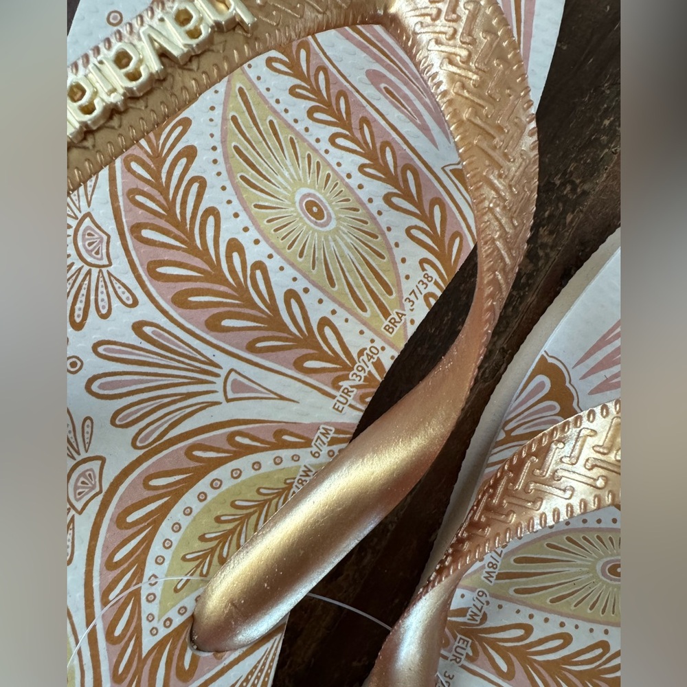 NEW! Havaianas x FARM Rio Papillon Flip Flop - Picture 2 of 7